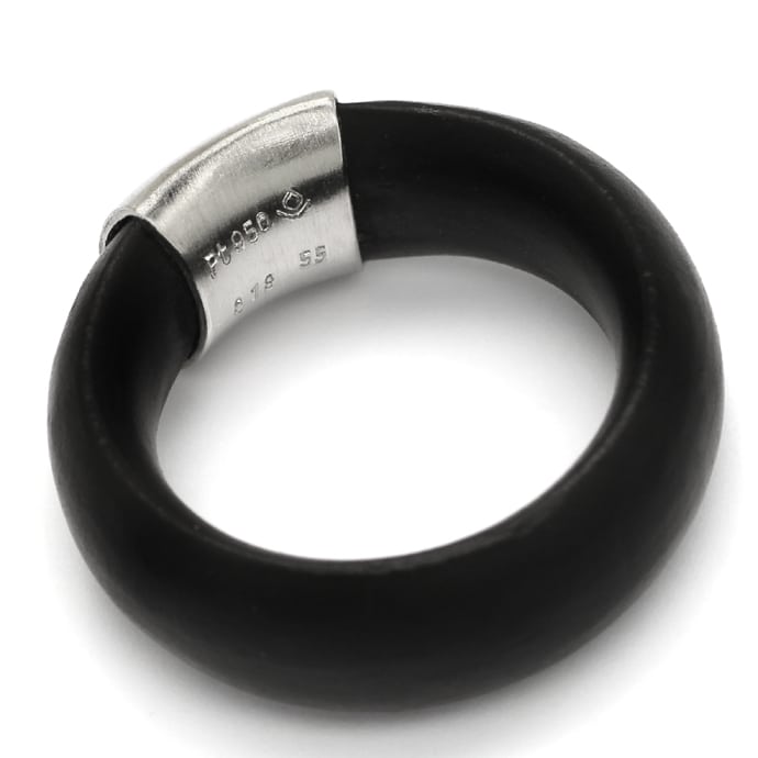 Foto 3 - Bunz Ring aus Platin und Kautschuk mit 0,18ct Brillant, S1531